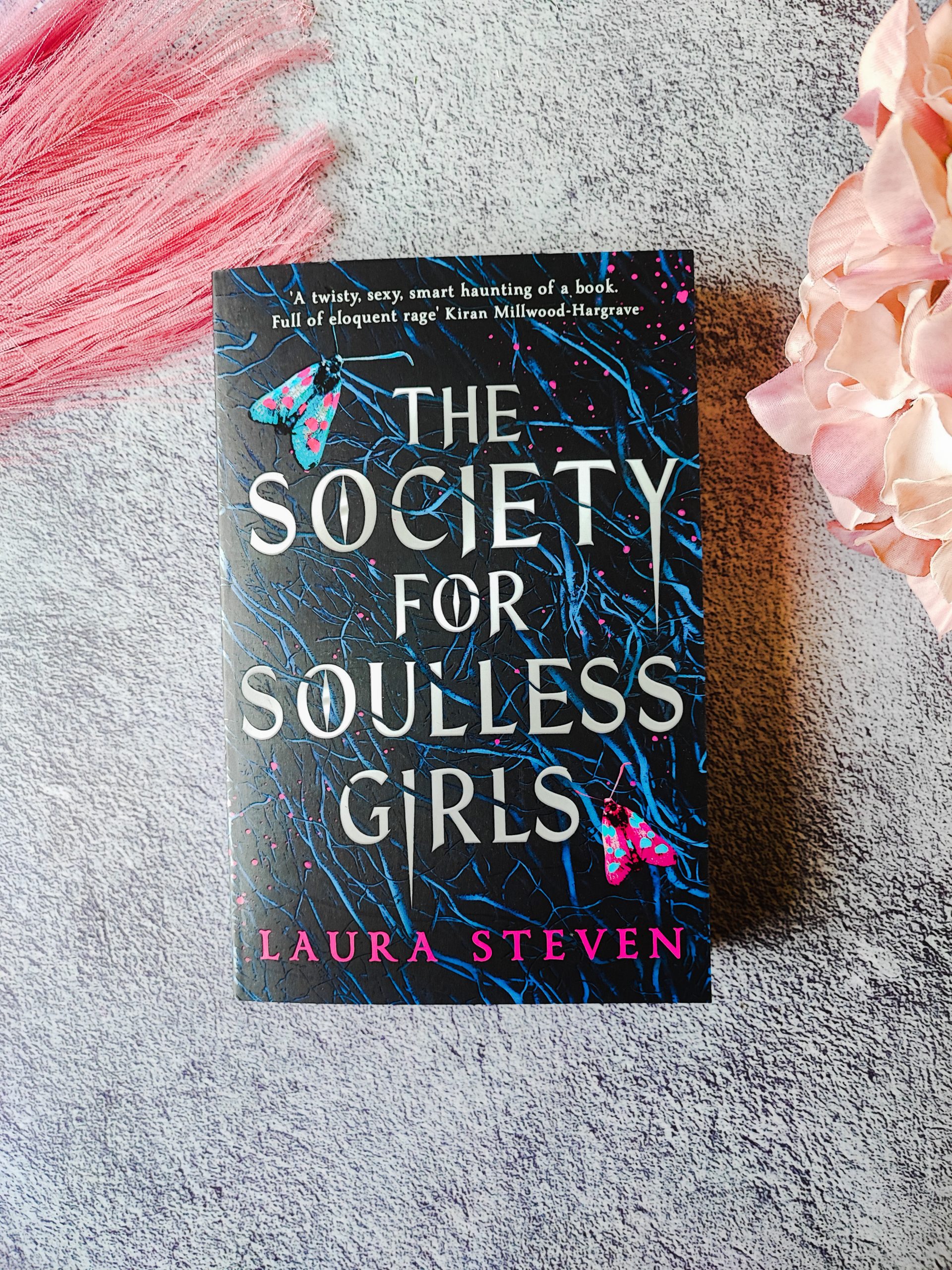 Review: The Society For Soulless Girls – Laura Steven