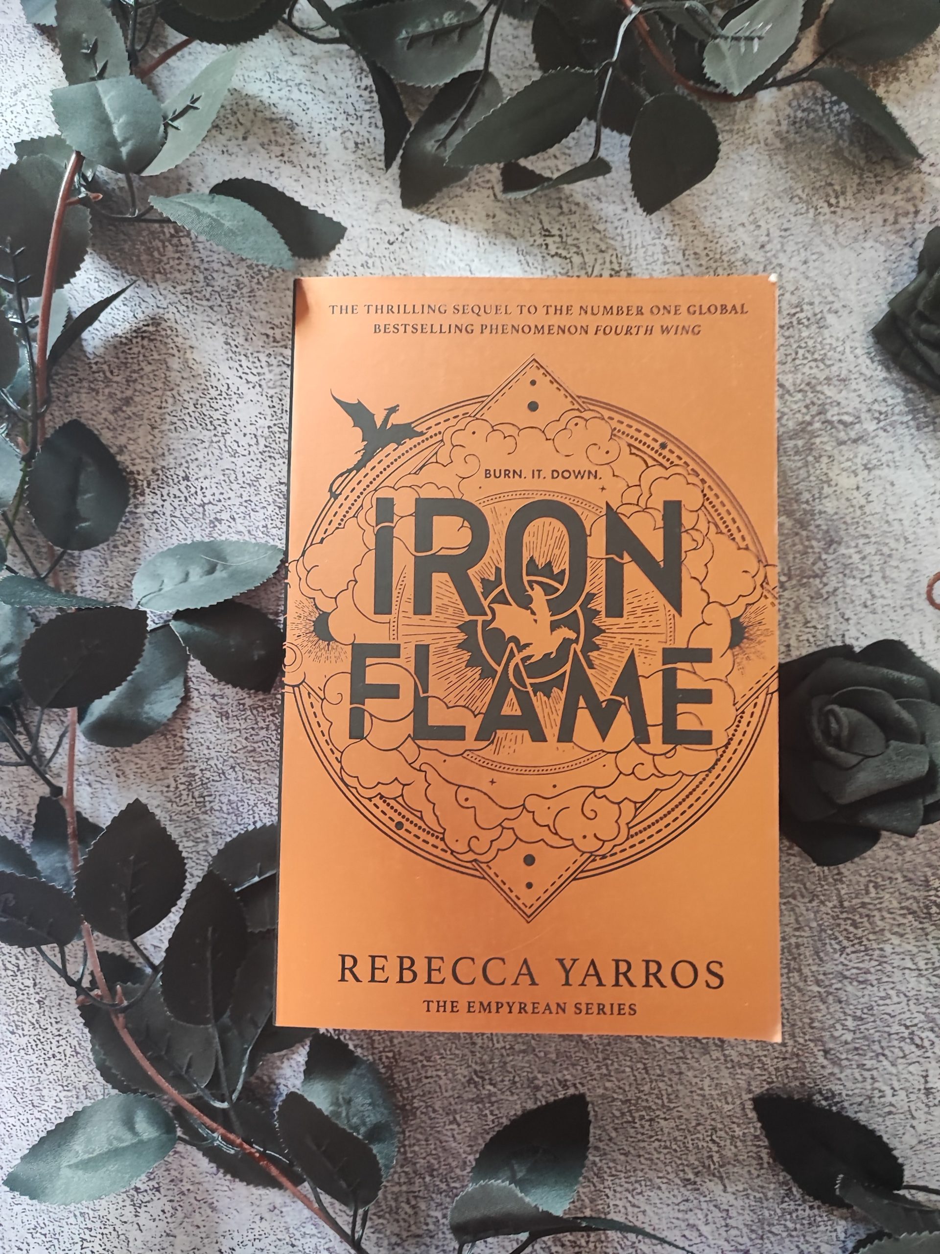 The Empyrean #2
Iron Flame

Rebecca Yarros