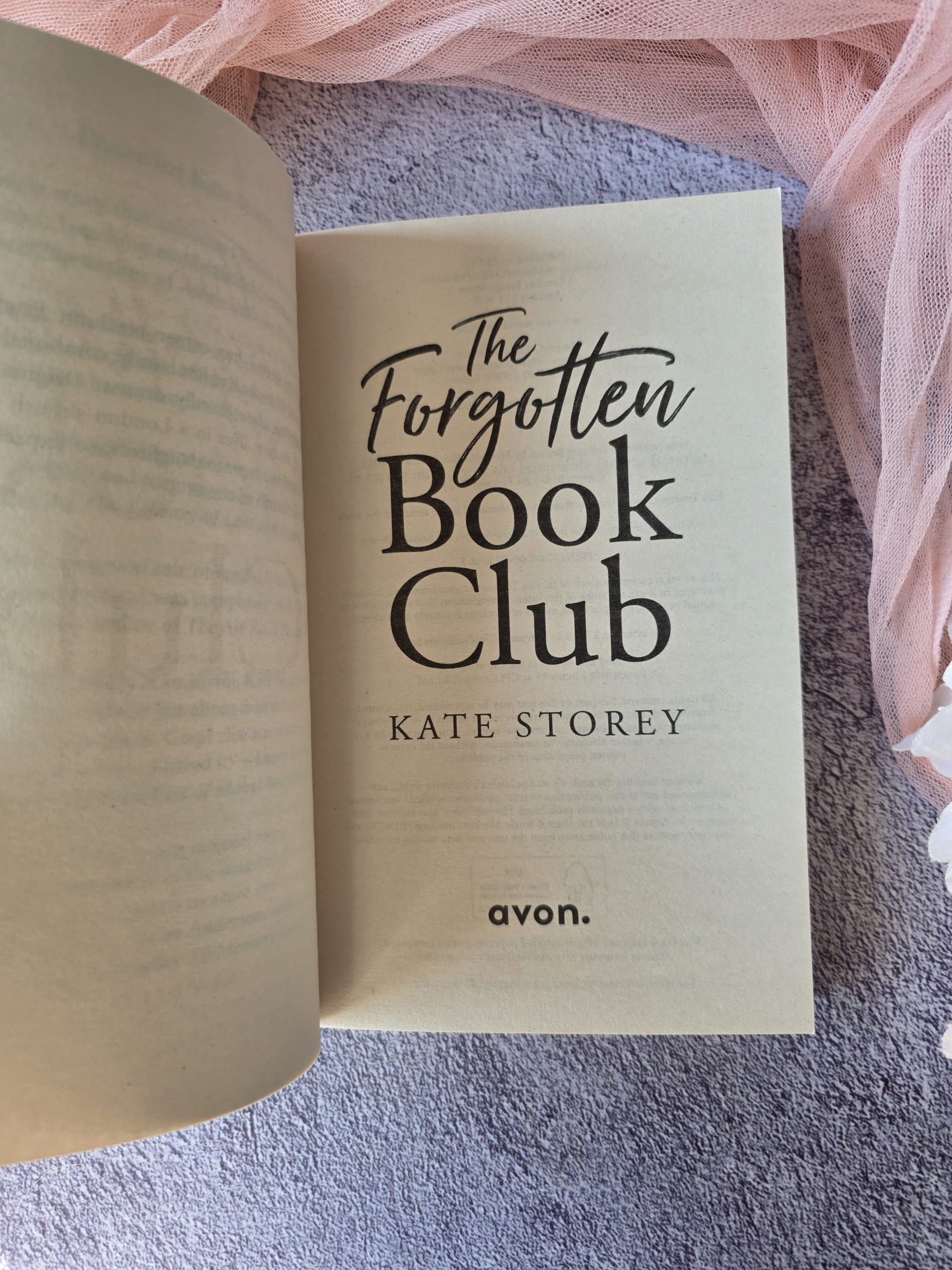 
The Forgotten Book Club
Kate Storey