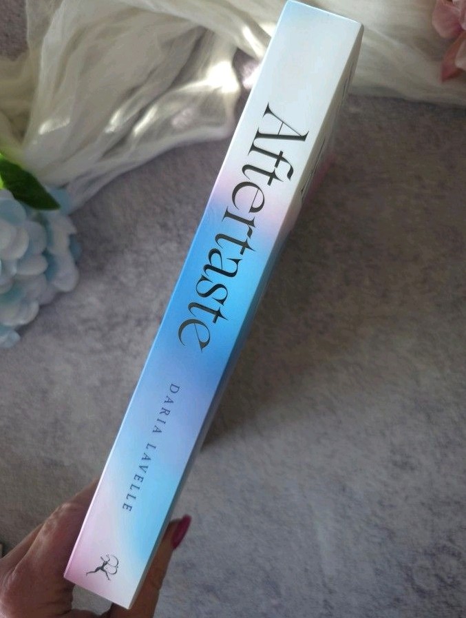 Aftertaste by Daria Lavelle