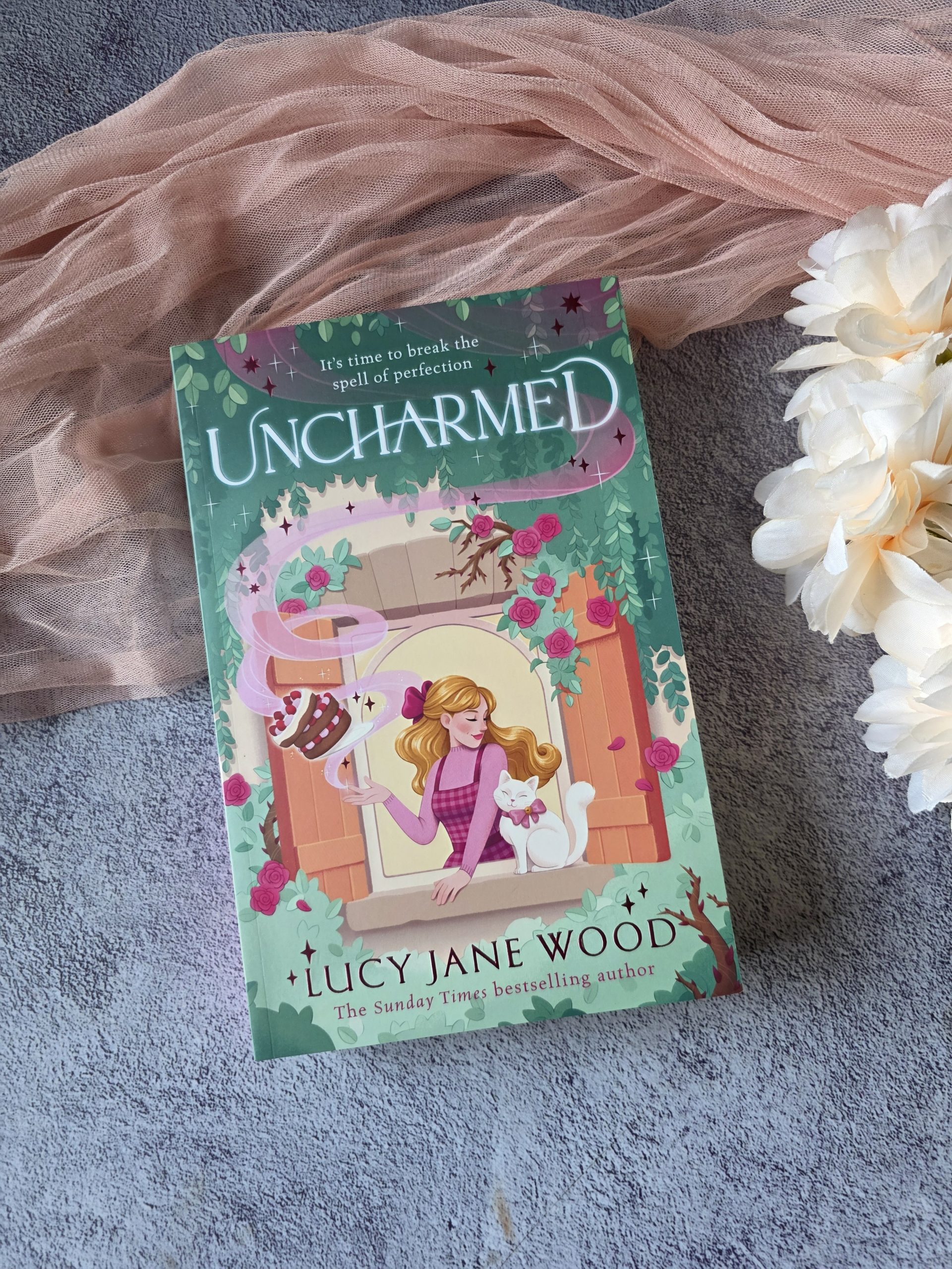 Uncharmed
Lucy Jane Wood