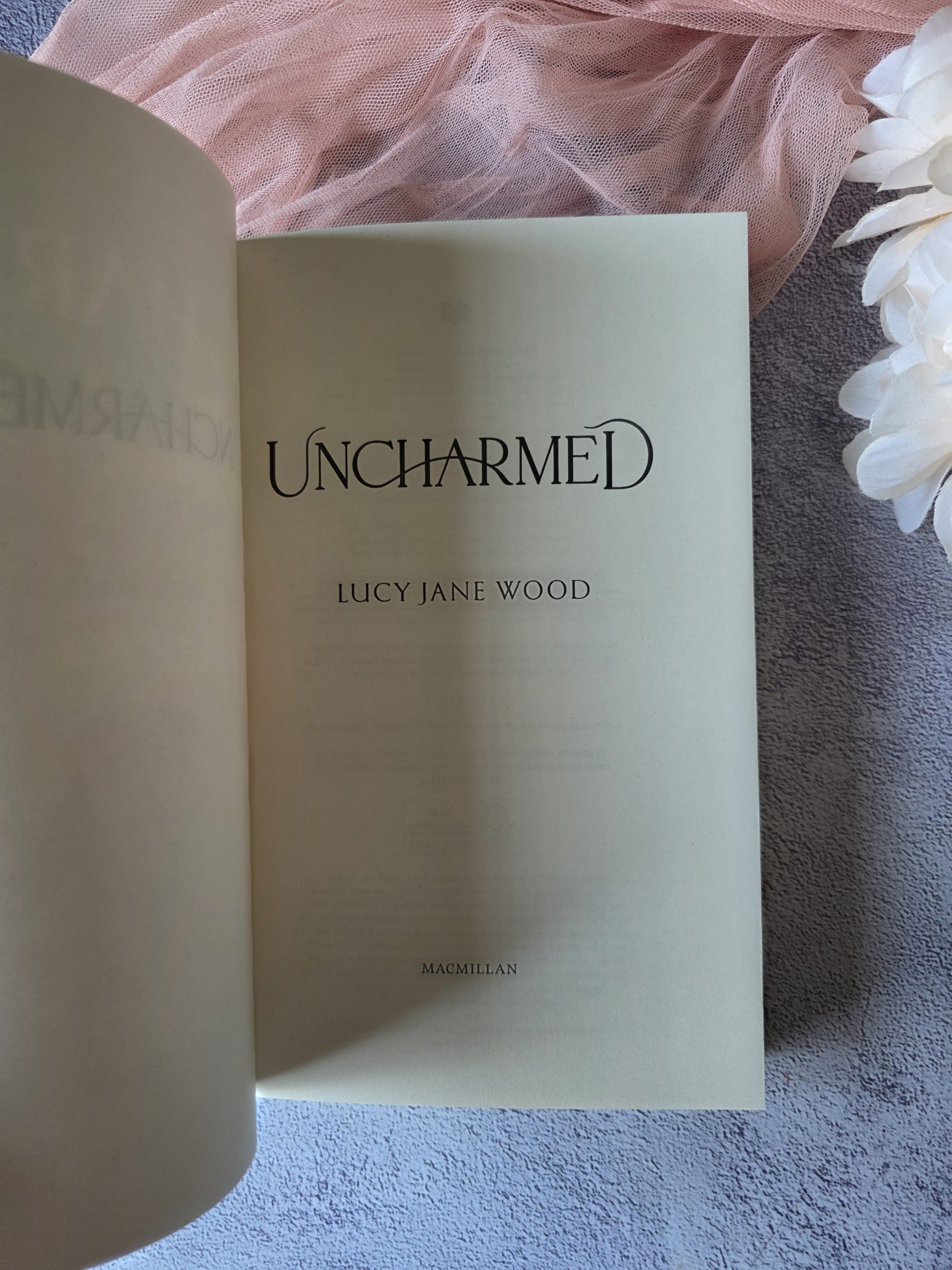 Uncharmed
Lucy Jane Wood